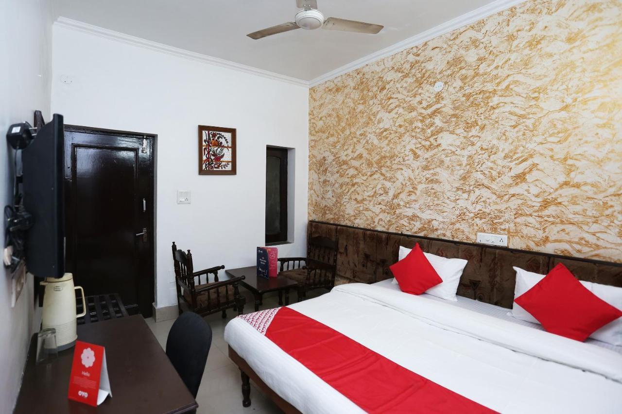 OYO 7128 Hotel Rama Karnāl Exterior foto
